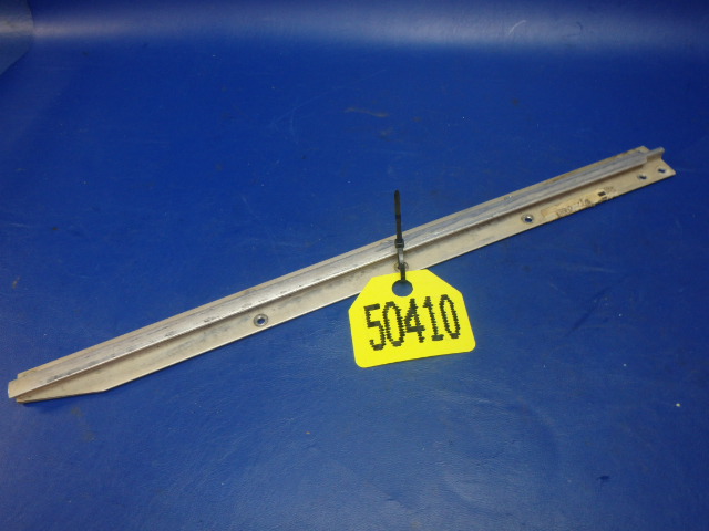 0410235-2 Cessna - SEAT RAIL- RH OUTBOARD